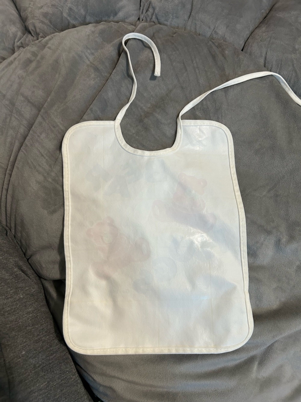 Gerber Red Bear Hug Kids Bib - Picture 2 of 2